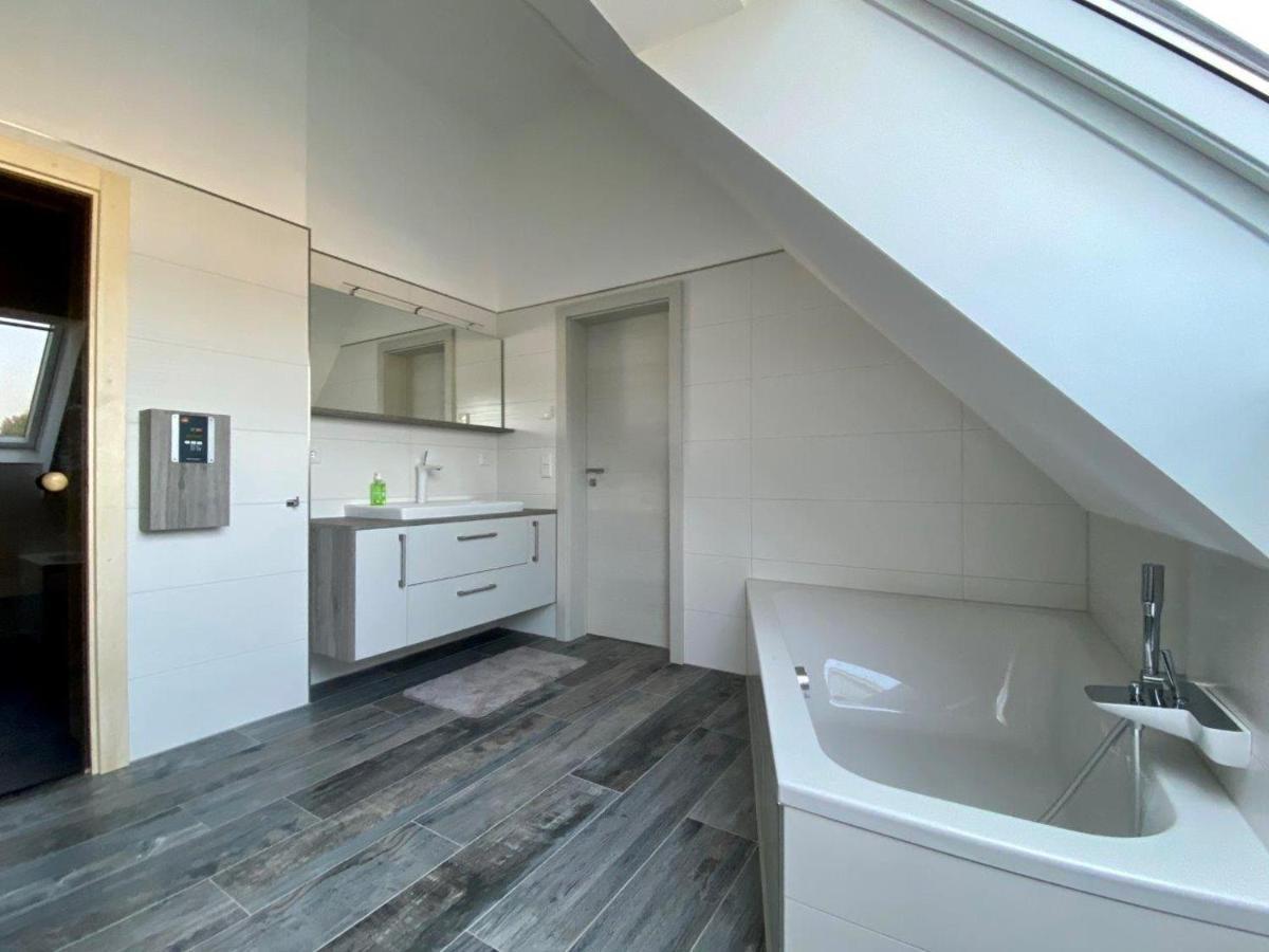 Barssel  Ferienhaus Seestern Am Harkebruegger See Mit Sauna Und Kamin מראה חיצוני תמונה